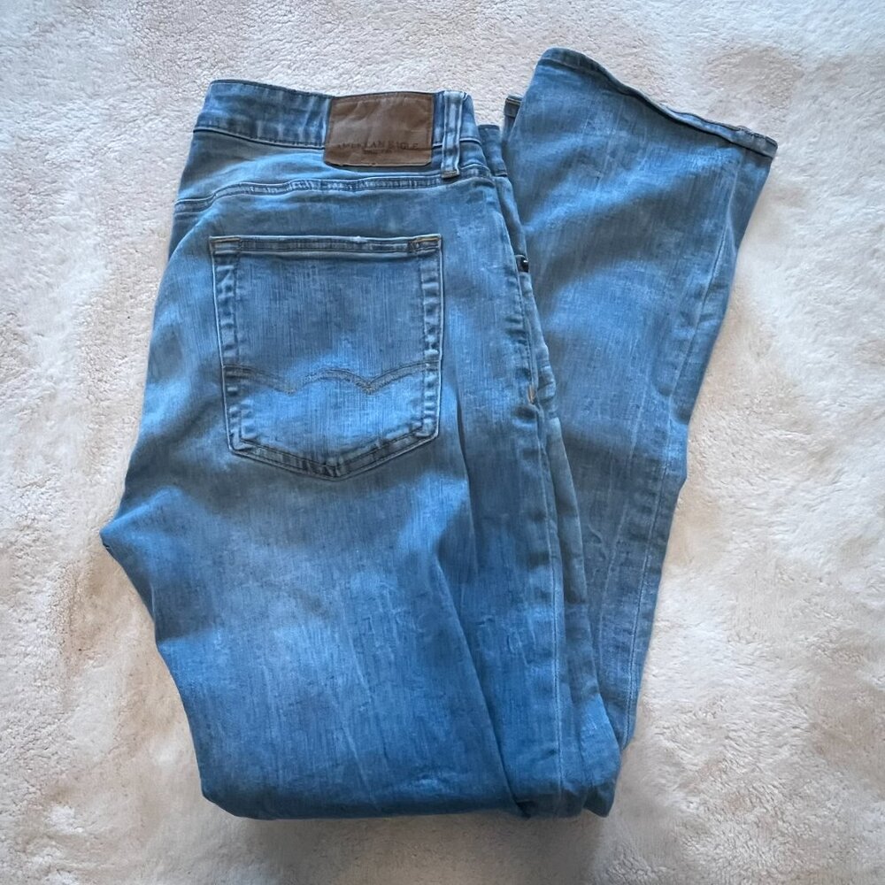 American Eagle Slim Straight Jeans